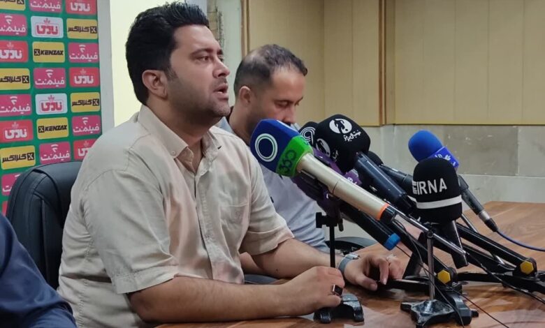 سرمربی تیم فوتبال چادرملو اردکان: بازی با تاکتیکی‌ترین تیم لیگ، سخت است