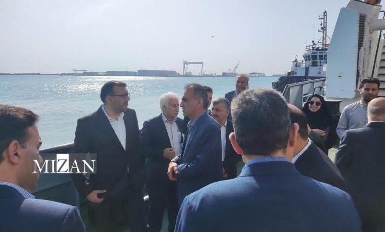 بازدید مدیر عامل اموال تملیکی از گمرک و اداره بندر استان بوشهر