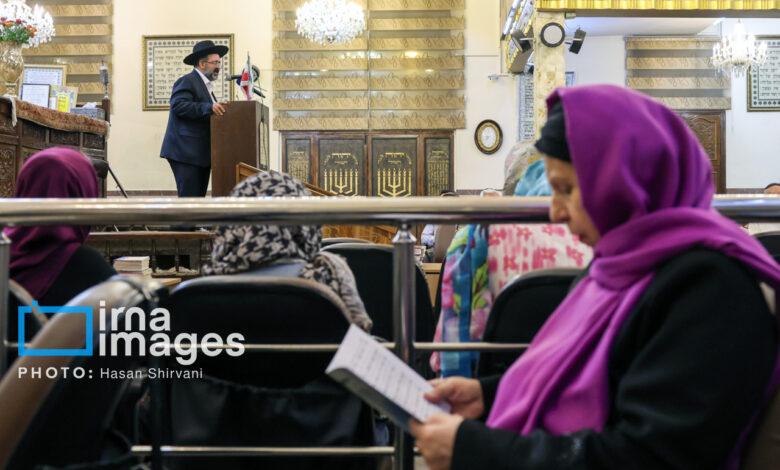 بزرگداشت حضرت امام خمینی (ره) در کنیسه یوسف آباد