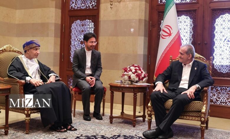 تأکید رئیس جمهور بر تقویت مناسبات ایران و عمان در جهت تامین منافع مشترک