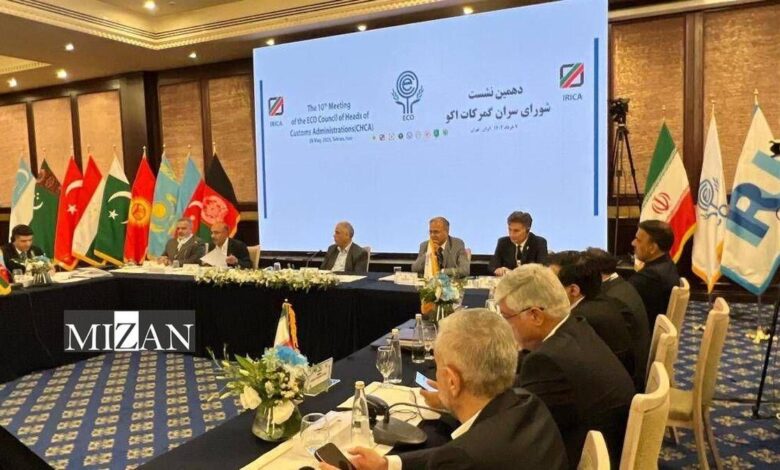 رئیس گمرک: نیازمند نگاهی نو به تجارت هستیم