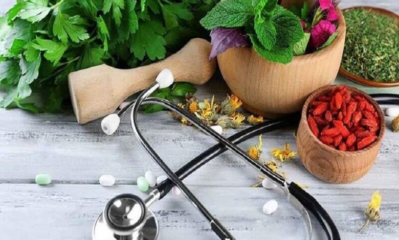 رفع مشکلات برخی مراکز در اجرای طرح بیمه خدمات طب ایرانی