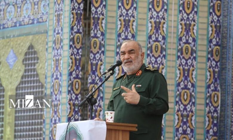 سردار سلامی: دشمن، فشار سنگین قدرت ایمان ملت ما را در خرد شدن و شکستهشدن استخوانهایش میشنود
