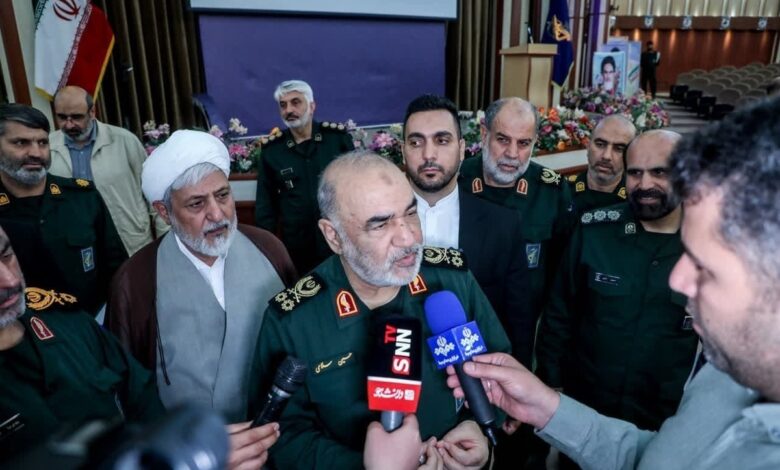 سرلشکر سلامی: سپاه برای حل مشکلات بندر شهید رجایی در کنار مردم است