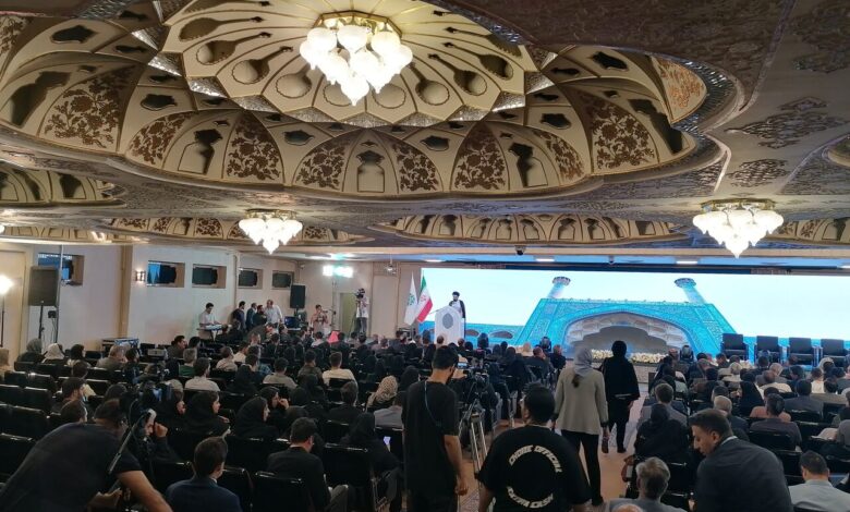 نوزدهمین جشنواره ملی فن‌آفرینی شیخ بهایی در اصفهان آغاز شد