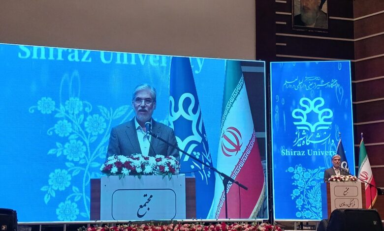 وزیر علوم: سازمان برنامه و بودجه چالش‌های ملی را برای ابلاغ به دانشگاه‌ها فهرست کرد