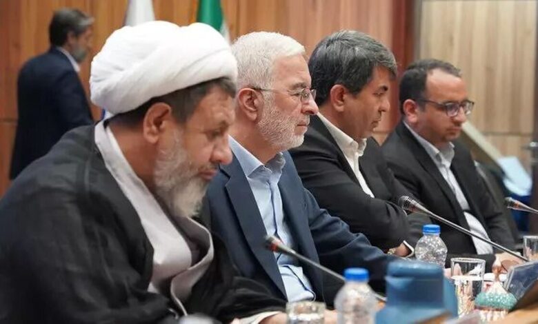وزیر کشور: واحد‌های تولیدی که به تملک بانک‌ها درآمده نباید بلاتکلیف رها شوند