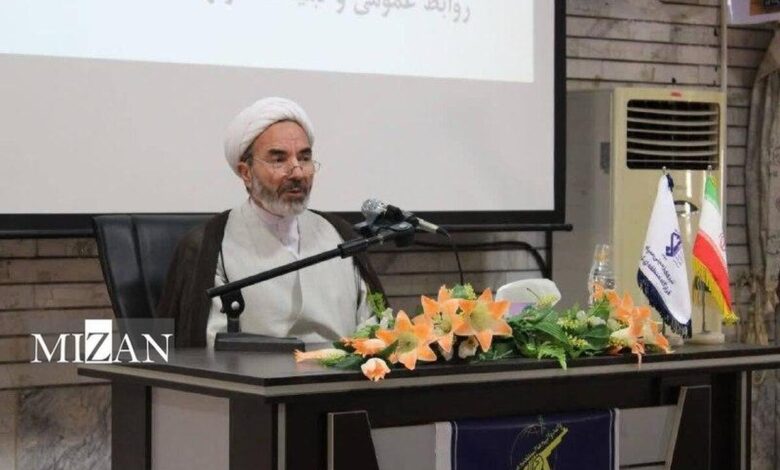 پاسدار باید با مطالعه دقیق آموزه‌های دینی، دلیل مبارزه با استکبار را درک کند
