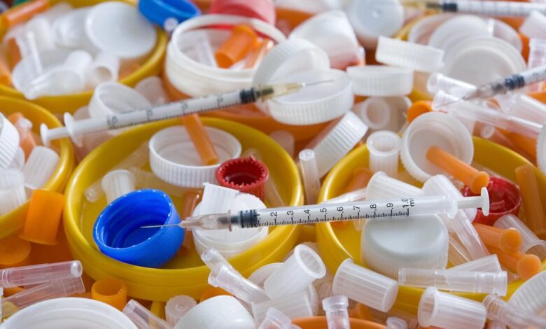 کشف اَبَرمیکروبی که زباله‌های پلاستیکی پزشکی را می‌خورَد