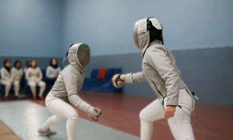 ۲ بانوی شمشیرباز یزد مسافر مسابقات آسیایی و جهانی شدند