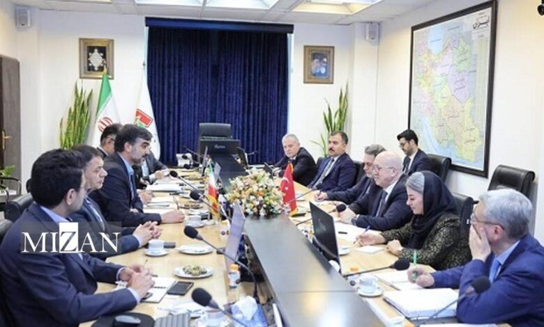 افزایش سطح مبادلات تجاری و حمل‌ونقل بین‌المللی بین جمهوری اسلامی ایران و ترکیه از اولویت‌های وزارت راه و شهرسازی است