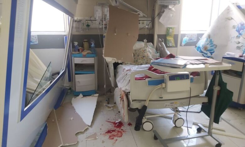 حمله به مراکز درمانی یک جنایت است/ کادر درمان تکیهگاه مردم در بحران