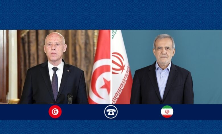 تأکید روسای جمهور ایران و تونس بر ضرورت تقویت وحدت امت اسلامی