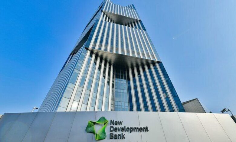 دیدار رئیس‌کل بانک مرکزی ایران با رئیس بانک توسعه نوین بریکس در شانگهای