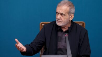 دیدار پزشکیان با فرماندهان و جمعی از کارکنان فراجا/ قدردانی از تلاشهای شبانهروزی برای صیانت از امنیت کشور در جریان جنگ تحمیلی ۱۲ روزه