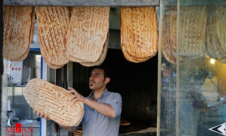 سردرگمی در سفره مردم؛ تناقض مسئولان درباره افزایش قیمت نان صدای نانوایان و مردم را درآورد