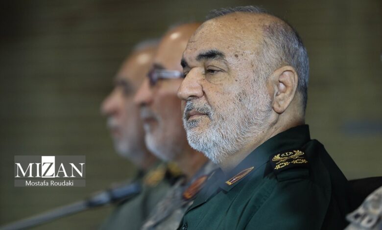 سرلشکر سلامی: هر طرفی که در ماجراجویی علیه ایران شرکت داشته باشد بهای آن را خواهد پرداخت