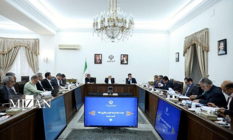 عارف: اگر در حوزه امنیت سایبری به خوبی عمل کنیم، مسائل معیشتی مردم نیز حل خواهد شد