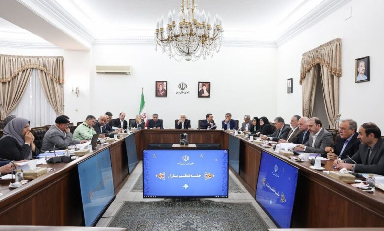 عارف: شاخص تورم در ماه‌های گذشته وضعیت خوبی در مقایسه با ماه‌های پیش از آن داشته است