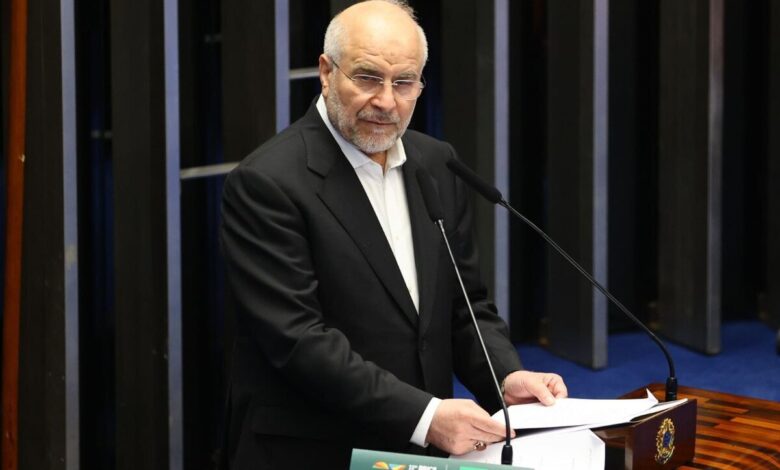 قالیباف: آمریکا در تلاش است حق ایران را برای غنی‌سازی انکار کند