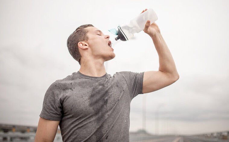 مصرف زیاد آب باعث چاقی می‌شود؟