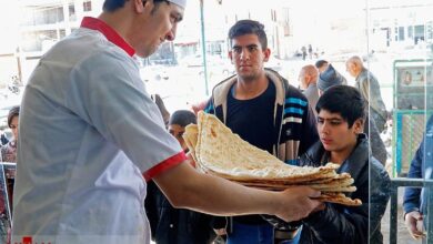 وضعیت عادی تولید و توزیع نان در کشور/ مردم از خرید اضافی اجتناب کنند