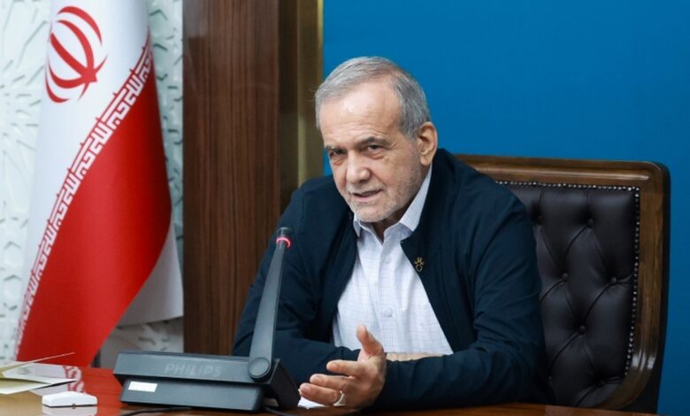 پزشکیان: اگر پناه مردم باشیم، هیچ‌گاه به سوی بیگانگان گرایش نخواهند یافت