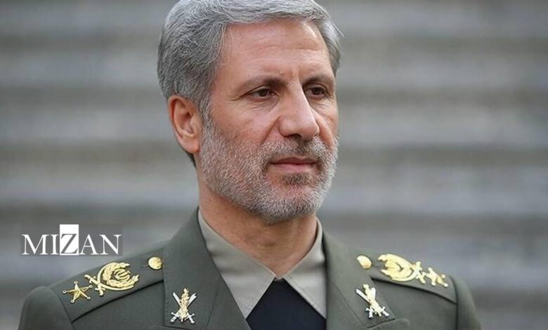 پیام قدردانی امیر سرلشکر حاتمی از فرماندهی معظم کل قوا/ ارتش ضربات سختی را به رژیم صهیونیستی وارد خواهد کرد