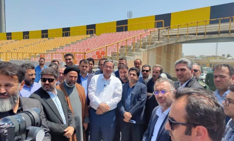 بازدید ثابت قدم و استاندار آذربایجان غربی از ورزشگاه ۱۵ هزار نفری شهید باکری ارومیه