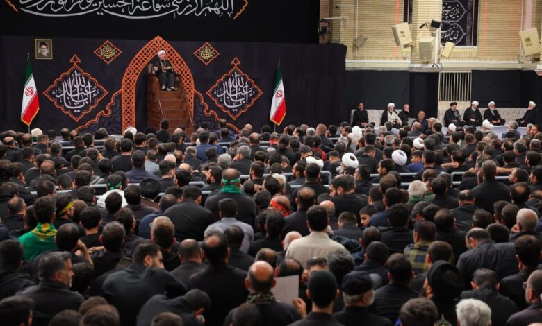 برگزاری آخرین شب مراسم عزاداری ایام محرم در حسینیه امام خمینی