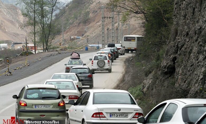 ترافیک سنگین در محور چالوس و آزادراه تهران-شمال؛ تردد روان در سایر جادههای شمالی