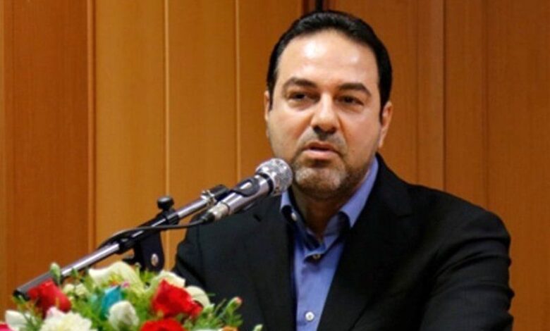 موج آنفلوآنزا تا ۲ ماه آینده ادامه دارد/تأکید بر استفاده از ماسک و پرهیز از تجمعات