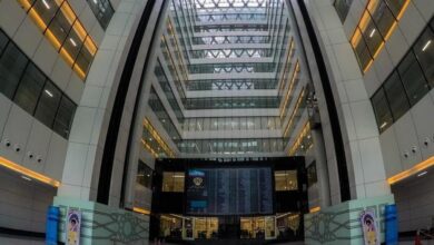 حمایت ۱۳ هزار و ۳۰۰ میلیارد تومانی صندوق تثبیت برای حفظ ثبات در بازار سرمایه/ تاکنون بیش از ۱۱۵ هزار نفر در طرح بیمه سهام «همیار» مشارکت کرده‌اند