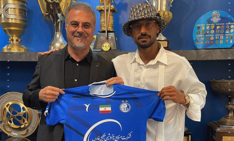 ستاره استقلال قرارداد خود را تمدید کرد