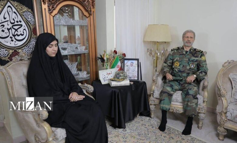 سرلشکر حاتمی: پیروزی نظام اسلامی بر دشمن صهیونی، کار بسیار بزرگ ملت ایران بود