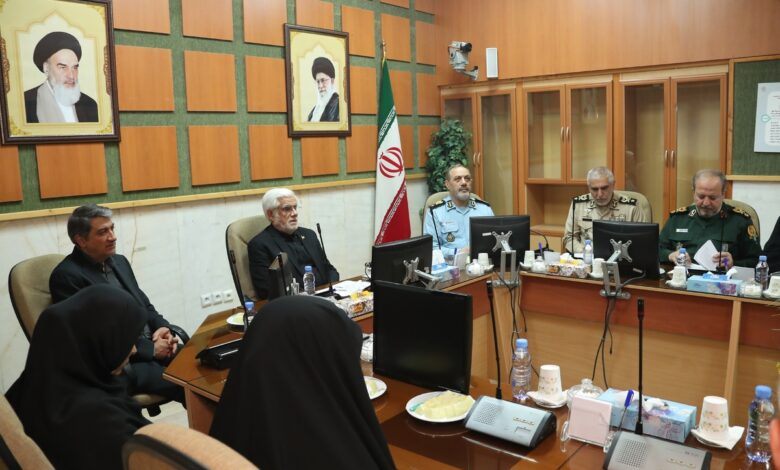 عارف: با افزایش ارتباطات و روابط تهاتری با کشورهای منطقه میتوانیم از تحریمها عبور کنیم و به خوداتکایی برسیم