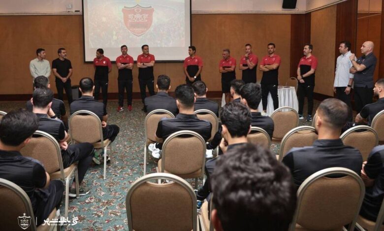 معارفه وحید هاشمیان در جمع پرسپولیسی‌ها