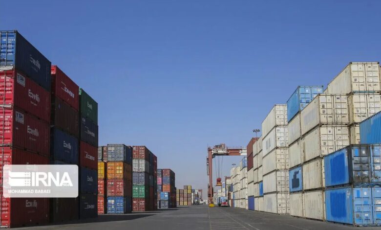 ۳۰۹ هزار تُن کالا از اصفهان صادر شد