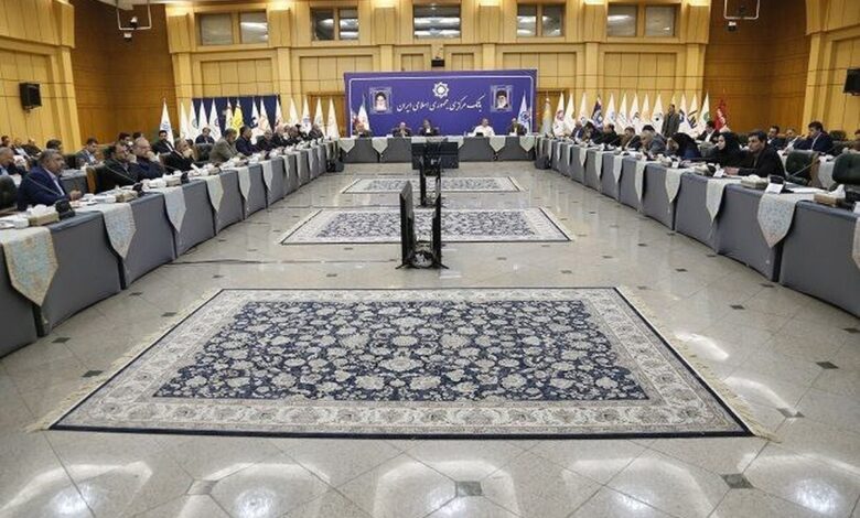 برگزاری جلسه هم اندیشی رئیس کل بانک مرکزی با اعضای کمیسیون اقتصادی مجلس