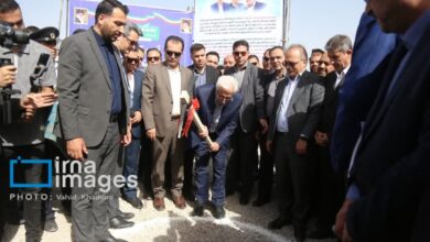 بیمارستان مادروکودک بجنورد با حضور وزیر بهداشت کلنگ‌زنی شد