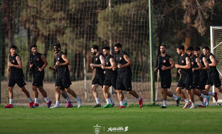 تمرین ۹۰ دقیقه‌ای پرسپولیس در زمین شماره ۲ و ۳ آزادی