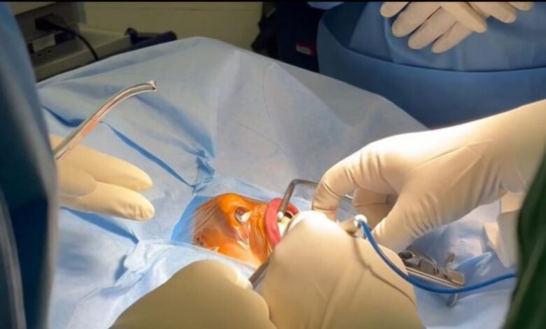 جراحی موفق تومور قاعده جمجمه از راه دهان