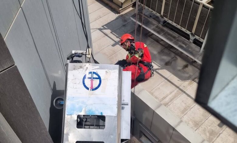 سقوط مرگبار در ساختمان ۲۱ طبقه ظفر تهران