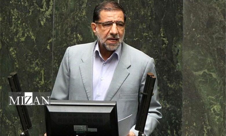 عضو کمیسیون امنیت ملی و سیاست خارجی مجلس: مدیریت صحیح و سرعت عمل دستگاه قضا در بازگشت زندانیان به ندامتگاه اوین موجب ناکام ماندن دشمن در تحقق اهدافش شد