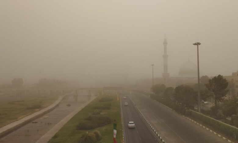 فعالیت ادارات ایلام با دو ساعت تأخیر آغاز می‌شود