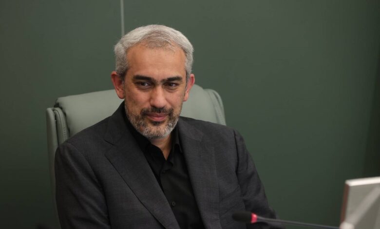 وزیر اقتصاد: دولت پادشکنندگی اقتصادی را به تمرکز صرف بر تابآوری ترجیح میدهد