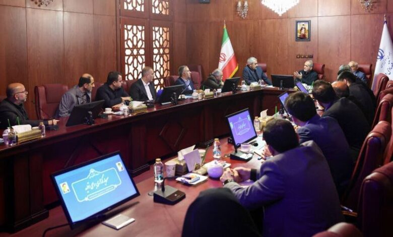 پزشکیان: شناسنامه‌دار کردن کالاهای تولیدی و وارداتی، از قاچاق و احتکار جلوگیری می‌کند