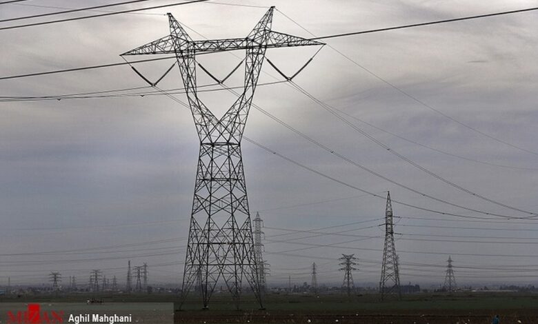 کنترل مطلوب مصرف برق با بسیج ۱۵ هزار نفر نیروی عملیاتی شرکتهای توزیع نیروی برق و سامانههای هوشمند