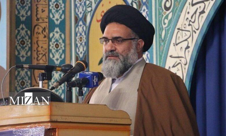 امام جمعه یاسوج: عفو و بازگشت زندانیان به کانون خانواده میتواند به اصلاح فرد و جامعه منجر شود