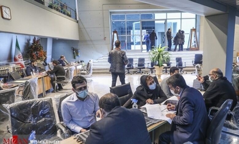 بازگشت ساعات کاری بانک‌های دولتی و نیمه‌دولتی به روال عادی